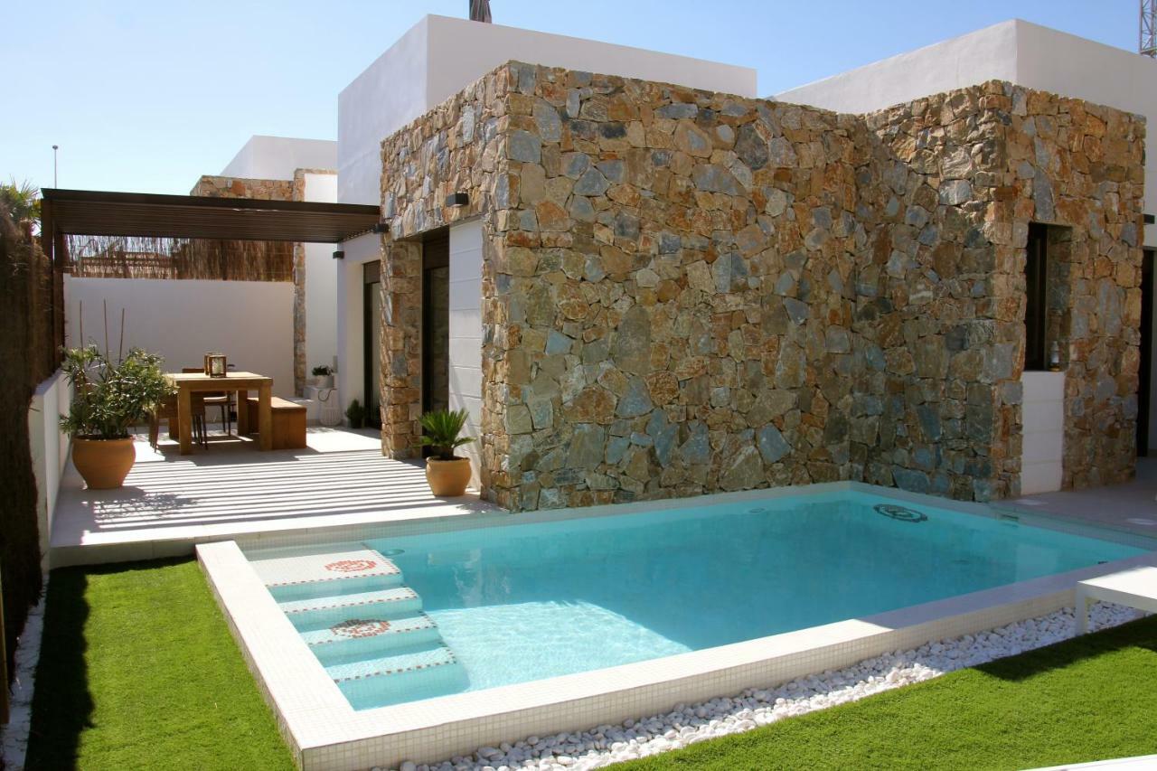 Casa Laura Βίλα Οριουέλα Εξωτερικό φωτογραφία